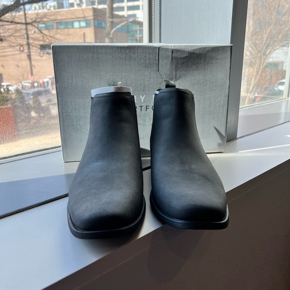 Perry Ellis Chris Boot NWT